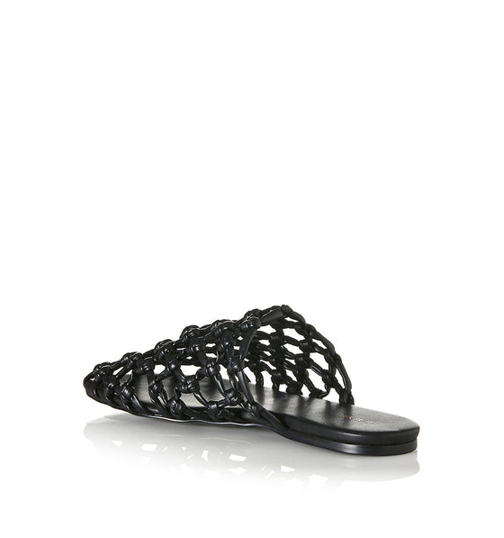 Alias Mae Hezu Black