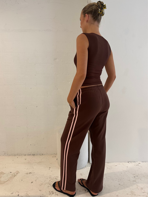 Elastic Waist Relaxed Pant Chocolate/Pink