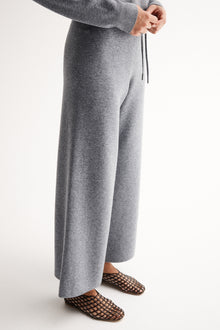  Elka Collective Rhyder Knit Pant Charcoal Marle